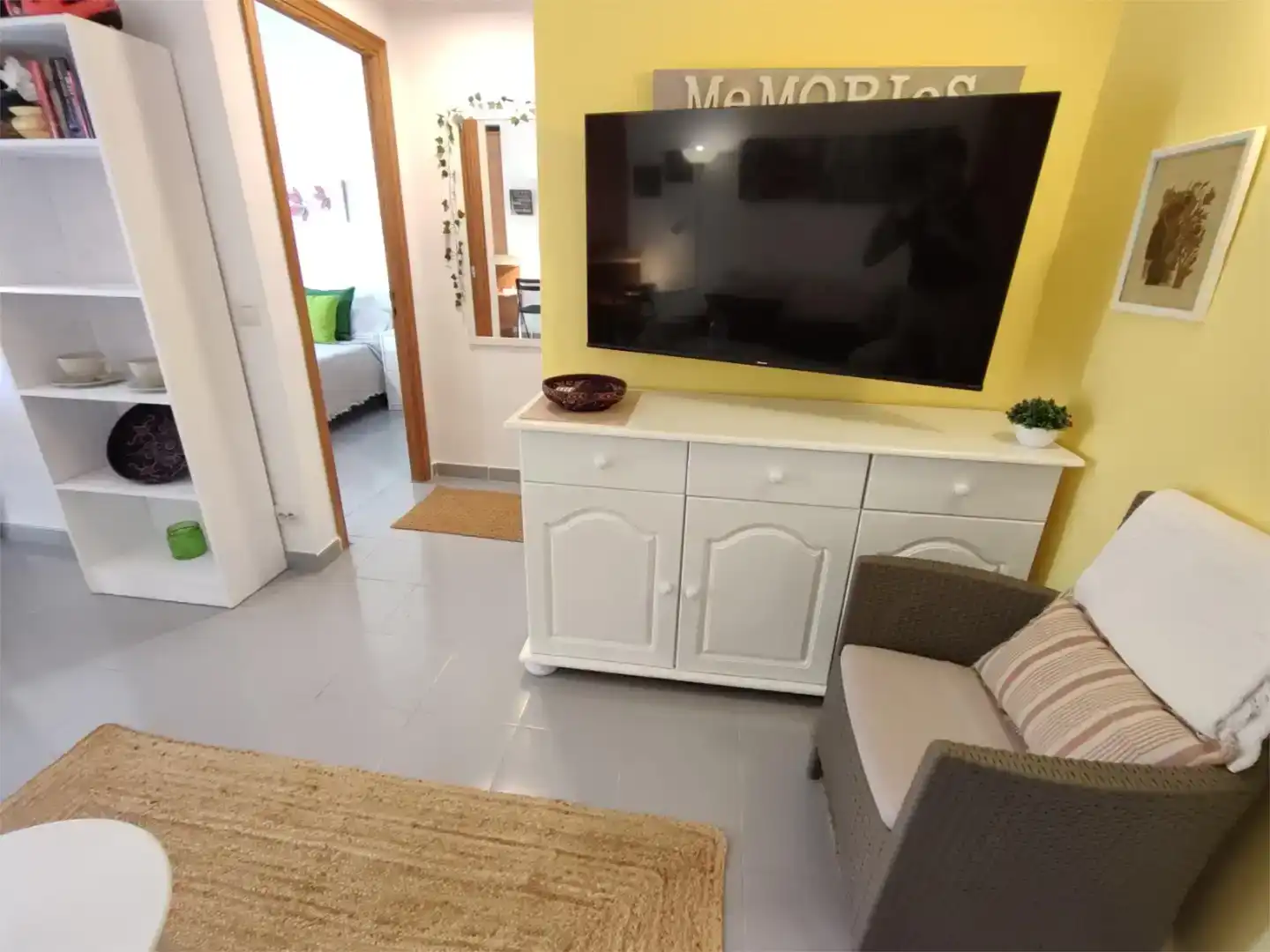Sala d'estar de Pis de lloguer en Pollença amb Aire condicionat, Moblat i Forn