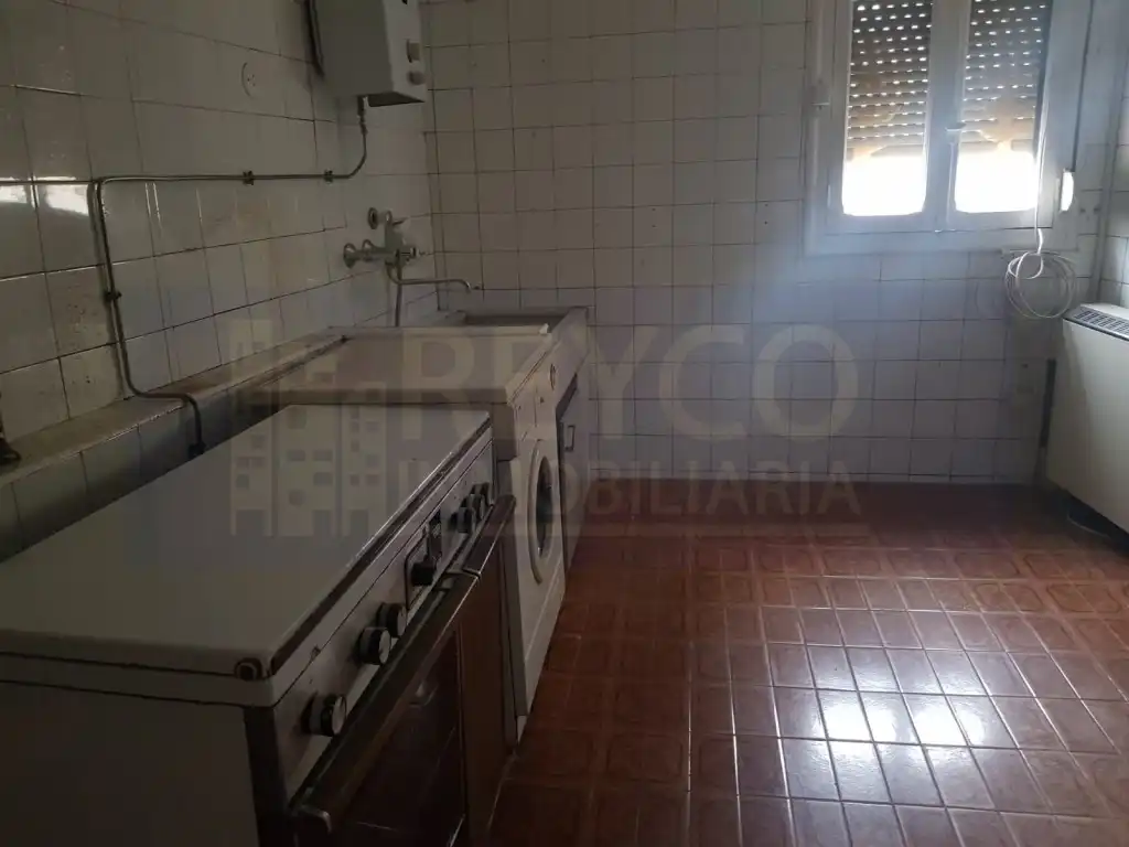Adossat amb terrassa en venda a Calle Santo Tomas, imagen 4