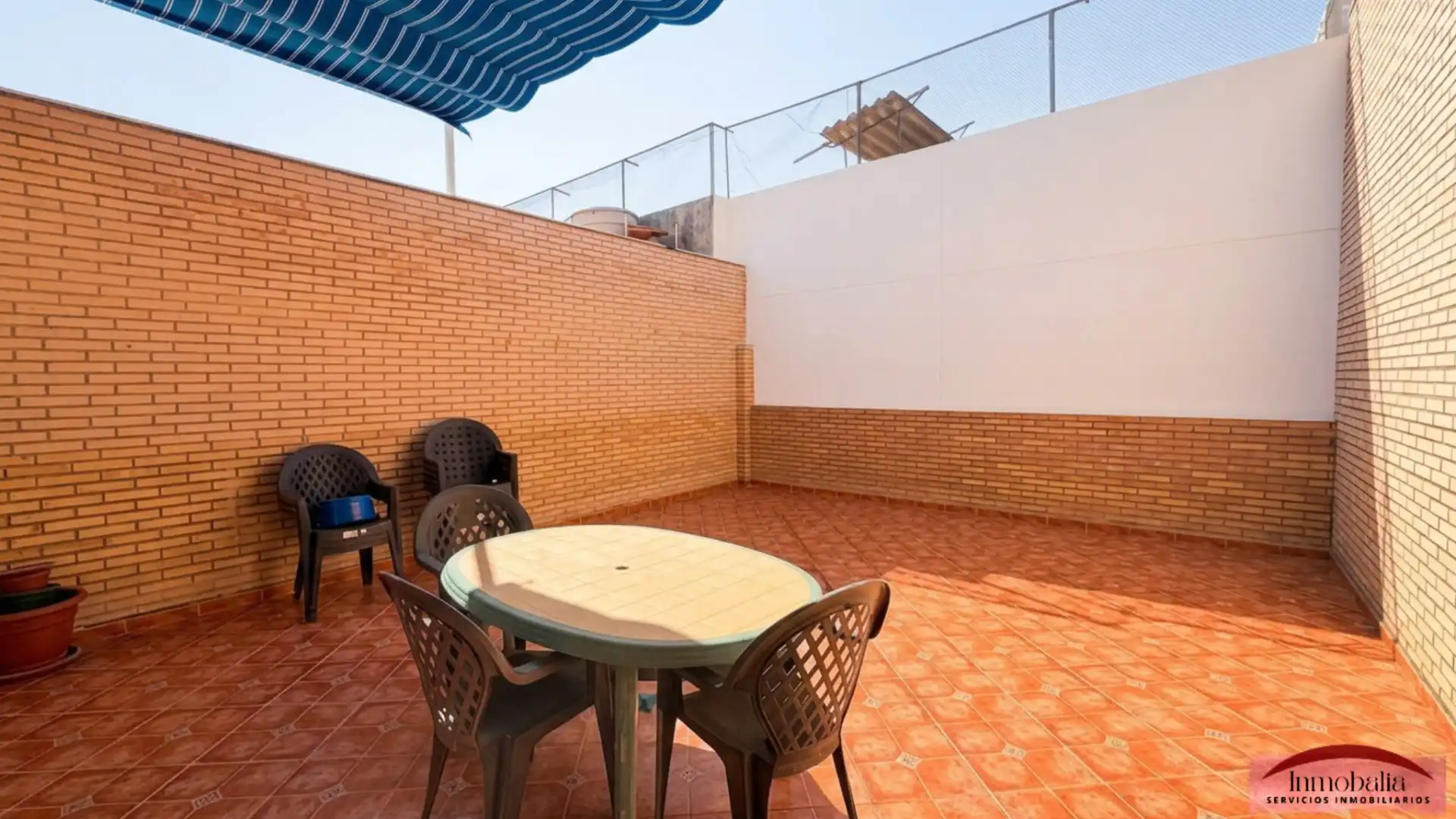 Terraza de Casa adosada en venta en Sevilla con Aire acondicionado y Balcón