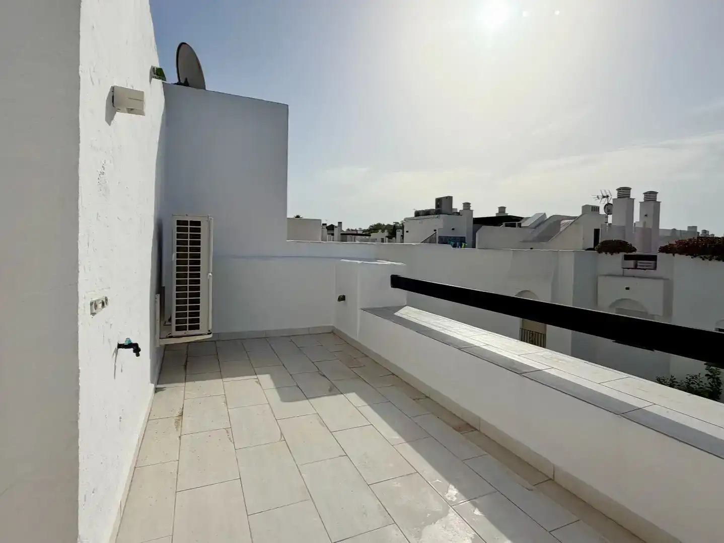 Einfamilien-Reihenhaus zur Miete in Marbella, Málaga