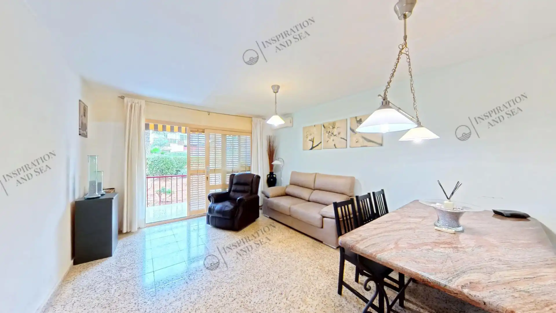 Living room of Flat for sale in Santa Eulària des Riu  with Air Conditioner and Terrace