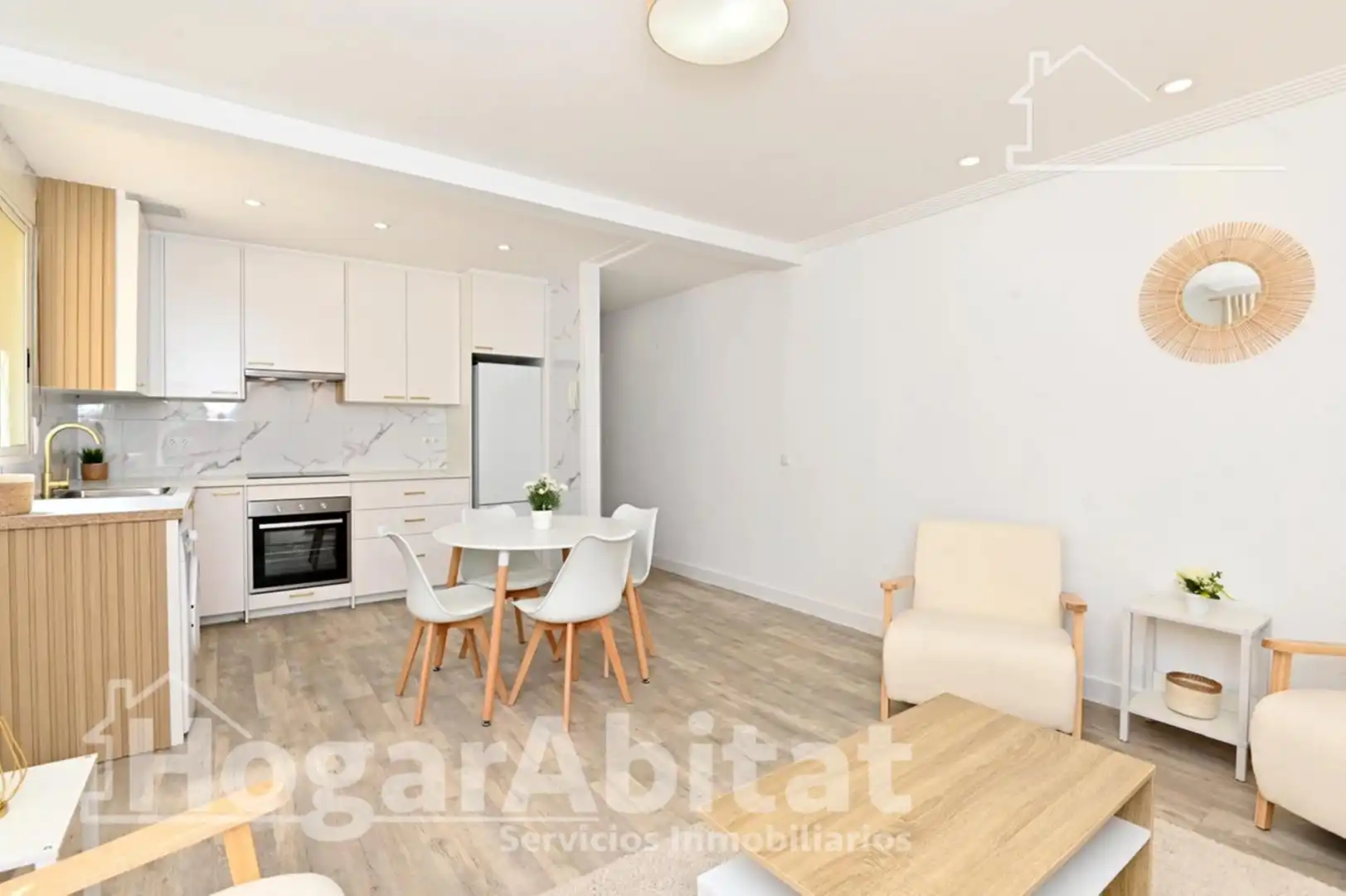 Habitación de Piso en venta en Valencia con Aire acondicionado, Calefacción y Amueblado