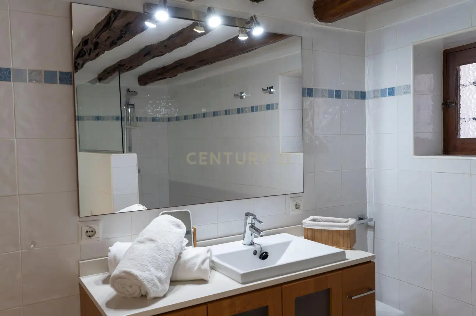 Badezimmer von Haus oder Chalet zur Miete in Sant Josep de sa Talaia mit Klimaanlage, Privatgarten und Möbliert