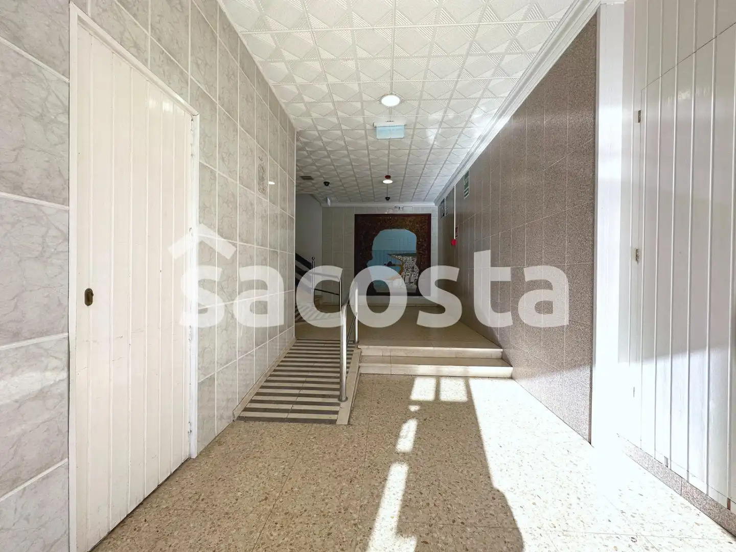 Wohnung zum Verkauf in Blanes mit Klimaanlage, Heizung und Terrasse