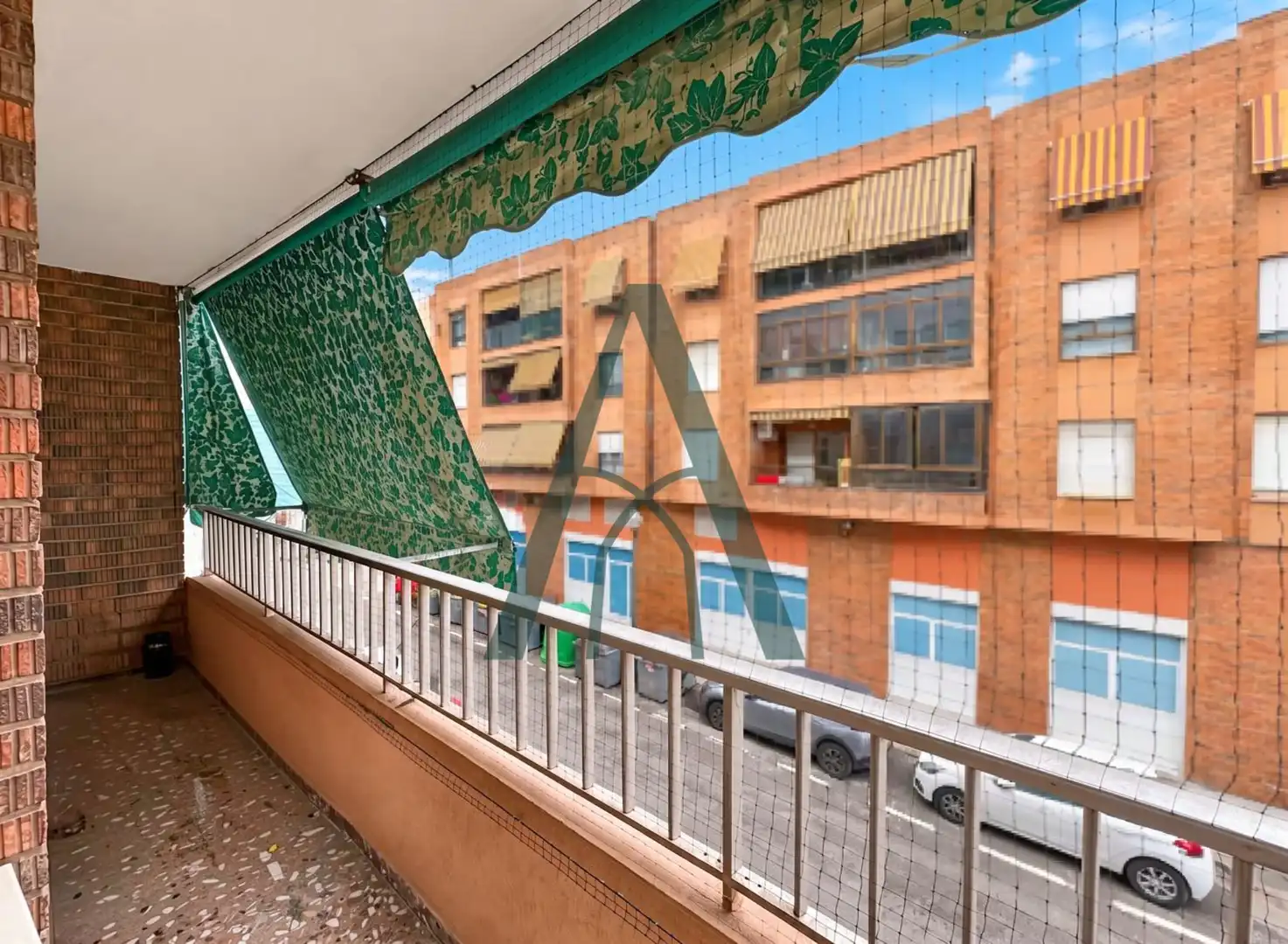 Piso con terraza en venta en Calle Proción