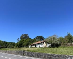 Außenansicht von Country house zum verkauf in Gorliz