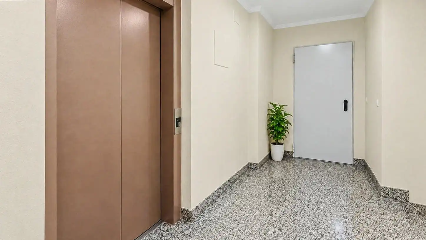 Flat for sale in Oliva  with Air Conditioner, Heating and Terrace