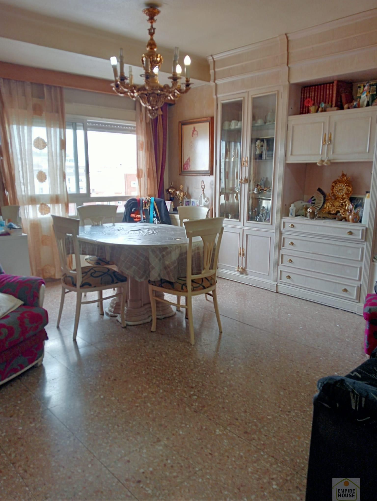 Menjador de Pis en venda en Benetússer amb Aire condicionat, Calefacció i Moblat