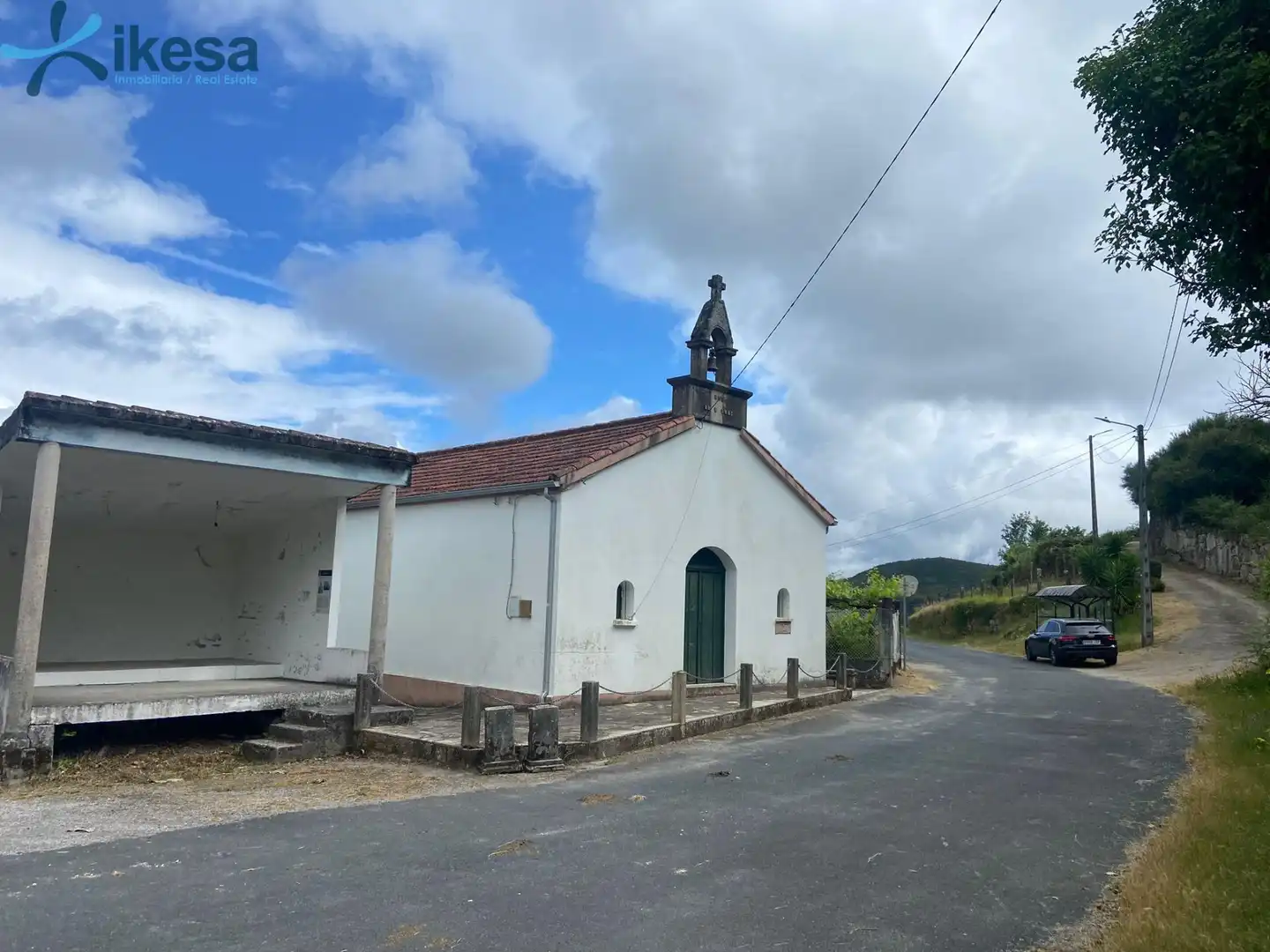 Vista exterior de Casa o xalet en venda en Entrimo amb Jardí privat