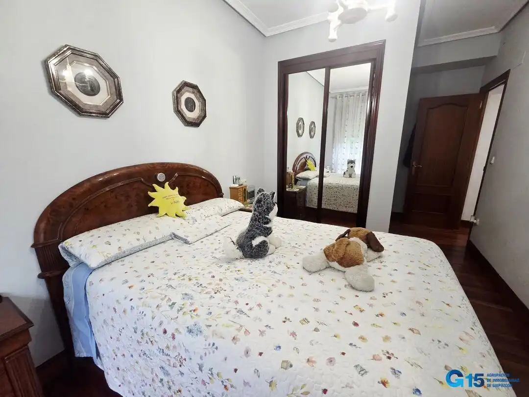 Habitación de Piso en venta en Errenteria con Calefacción, Terraza y Amueblado