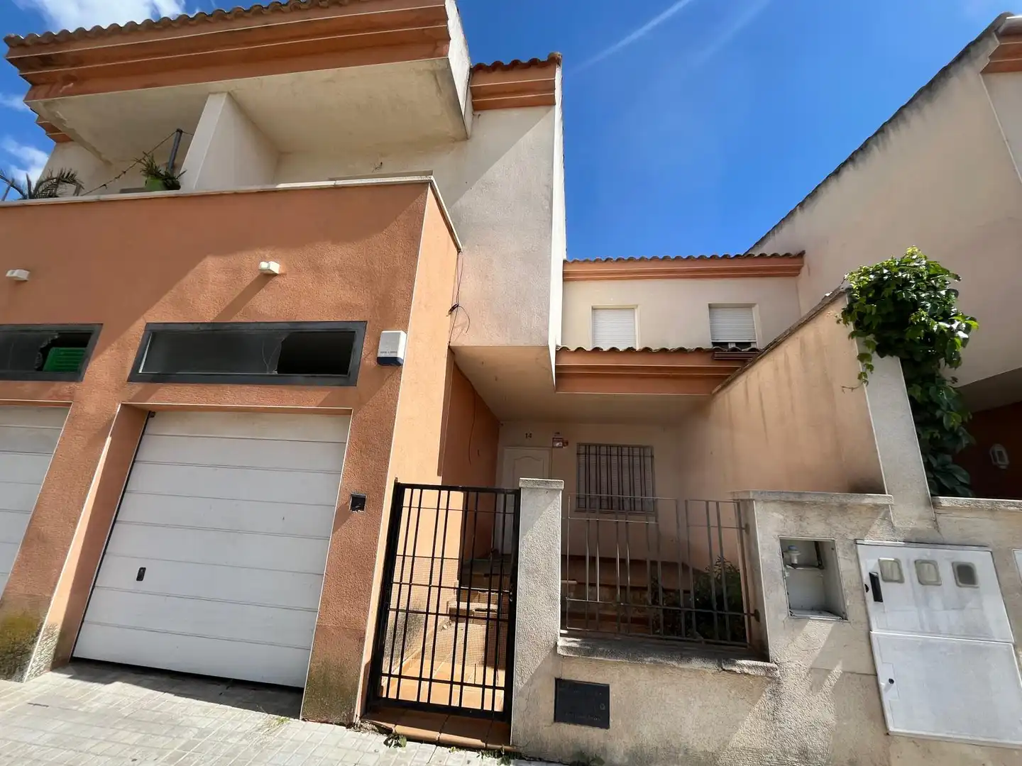 Casa a schiera con terrazza in vendita a Calle del Carmen