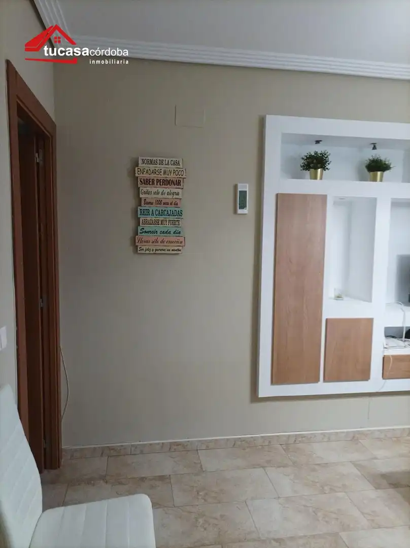 Vista exterior de Piso en venta en Córdoba con Aire acondicionado y Amueblado