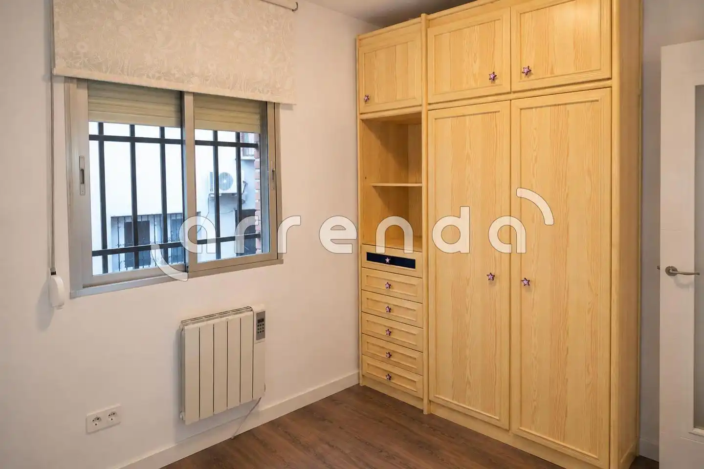 Schlafzimmer von Wohnung zur Miete in Madrid mit Klimaanlage, Heizung und Möbliert