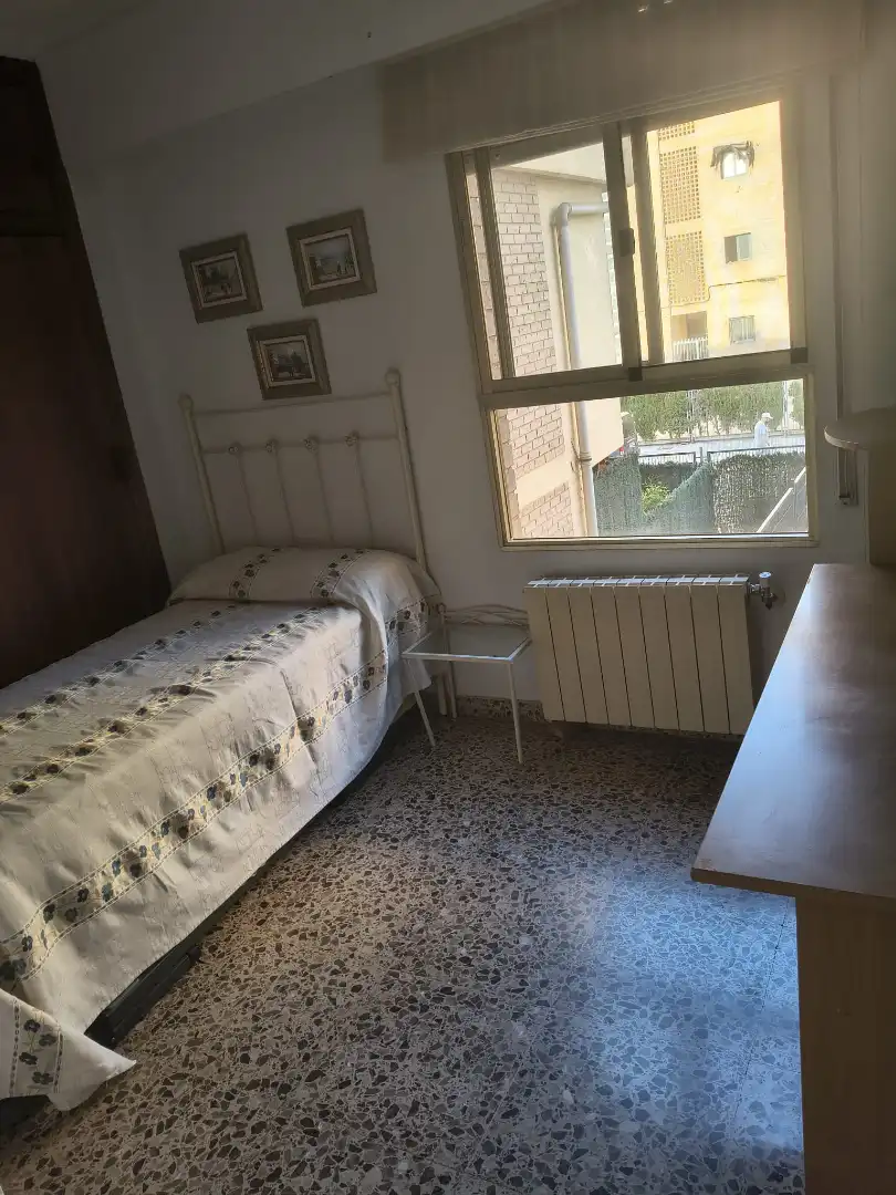 Pis de lloguer a Carrer Pardo Gimeno, 73, Babel