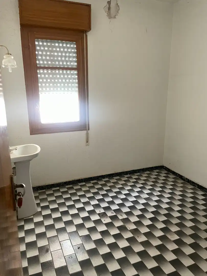Dormitori de Edifici en venda en Andosilla amb Alarma