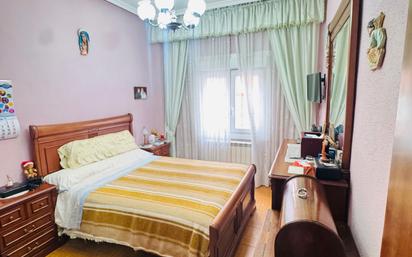 Bedroom of Flat for sale in Valladolid Capital  with Heating, Terrace and Furnished