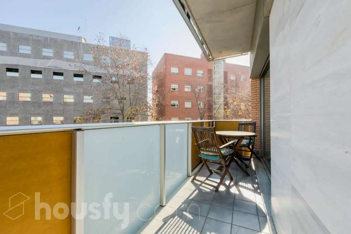 Piso en venta en CL DOCTOR TRUETA, La Vila Olímpica del Poblenou
