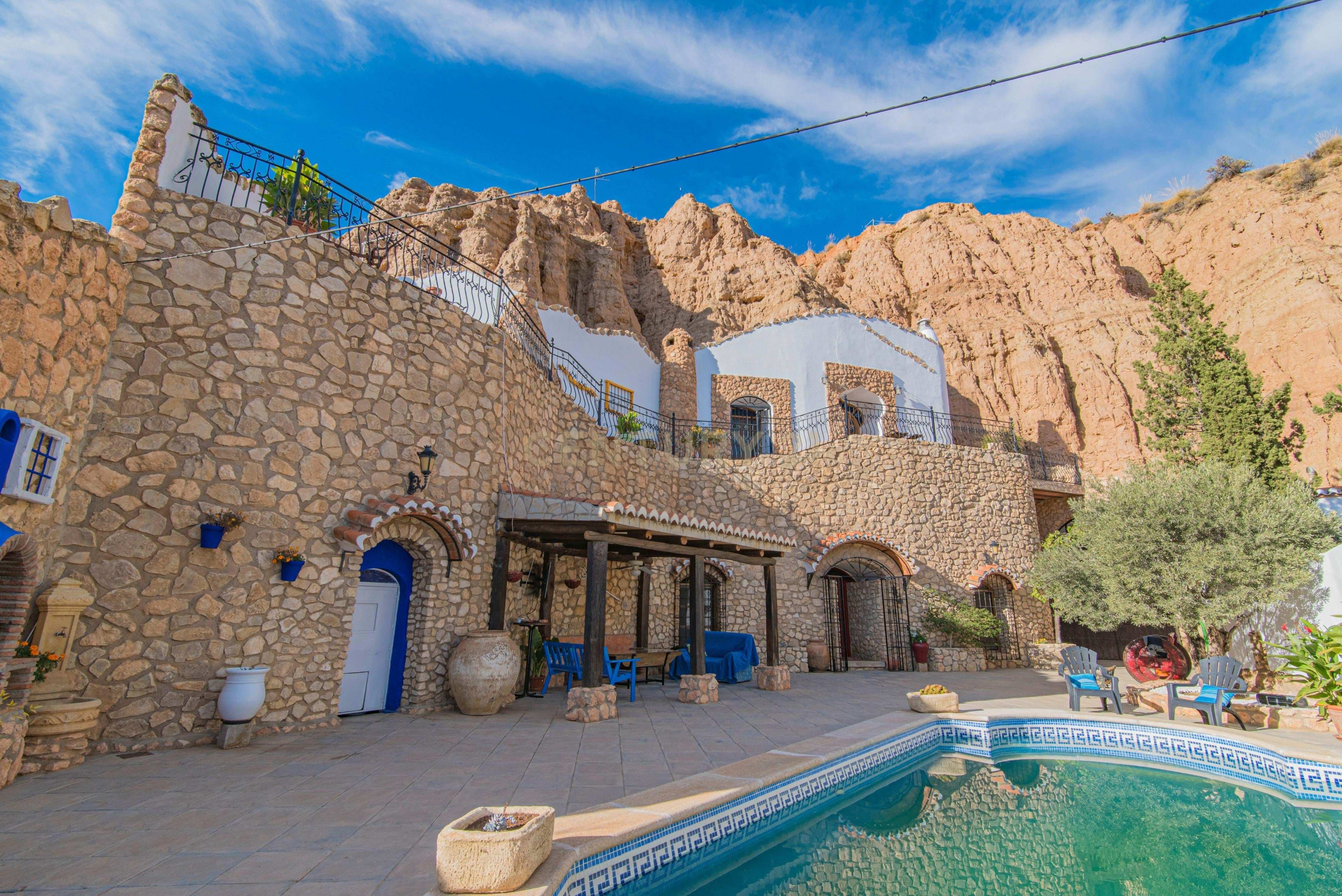 Exterior view of House or chalet for sale in Guadix  with Terrace
