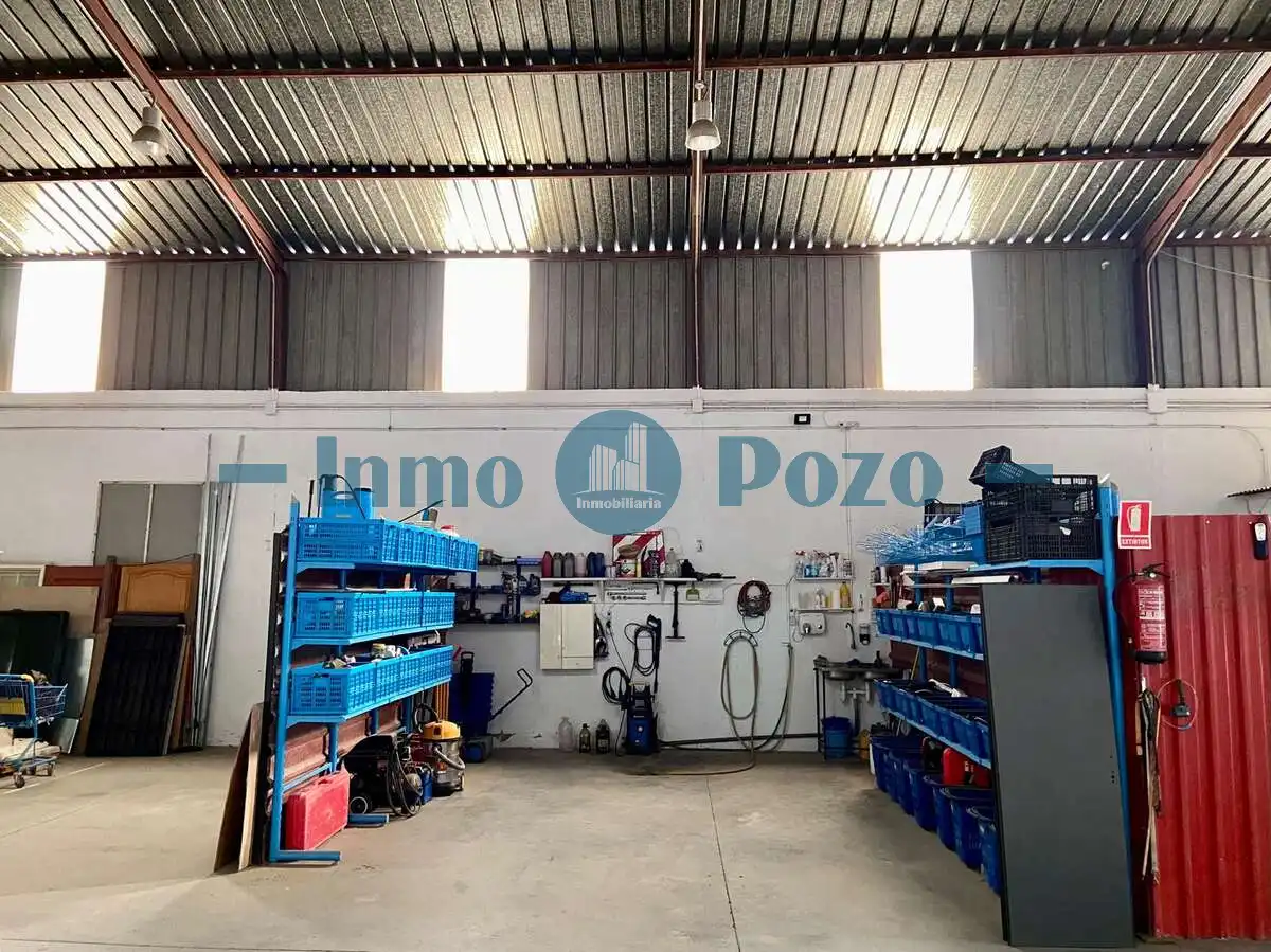 Nave industrial en venta en Almendralejo, imagen 3