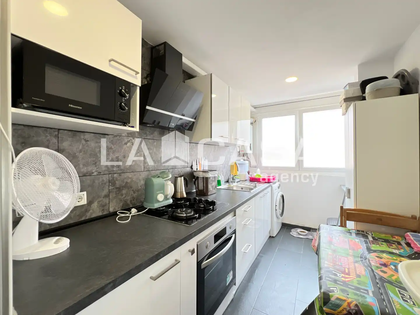 Kitchen of Flat for sale in Badalona  with Heating