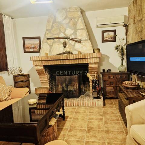 Casa-chalet en Venta en Calle de las Eras, 2, Erustes, Spain, 2 en Erustes