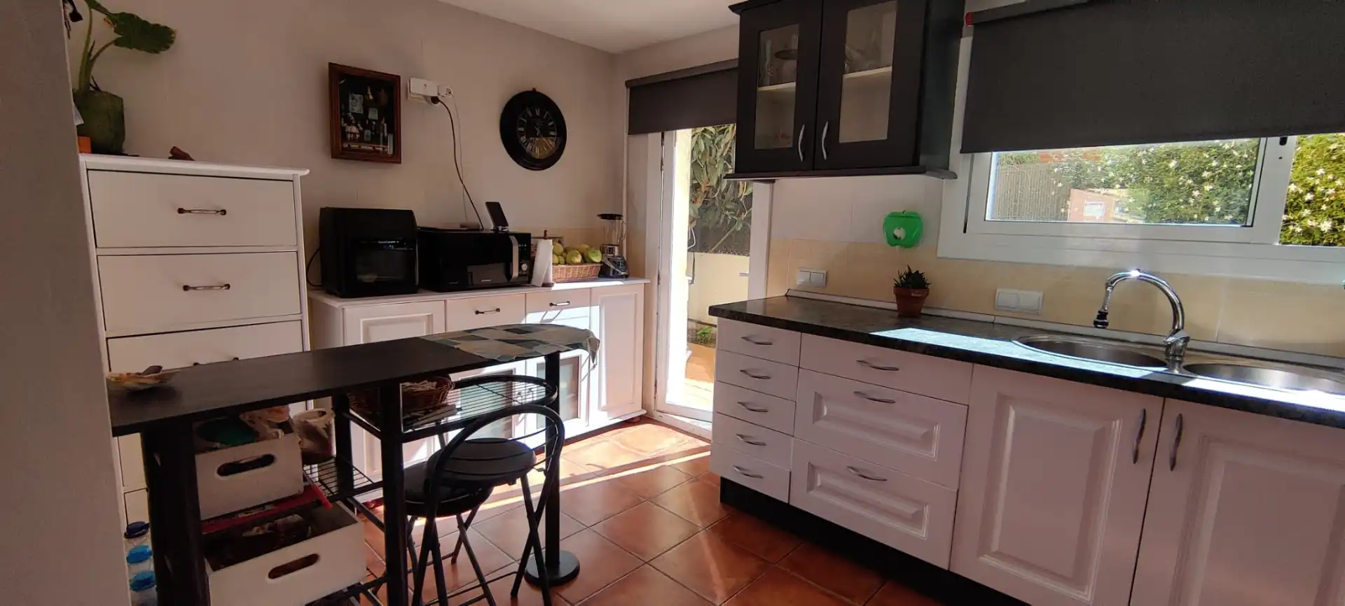 Cocina de Casa o chalet en venta en Cunit con Aire acondicionado, Calefacción y Jardín privado