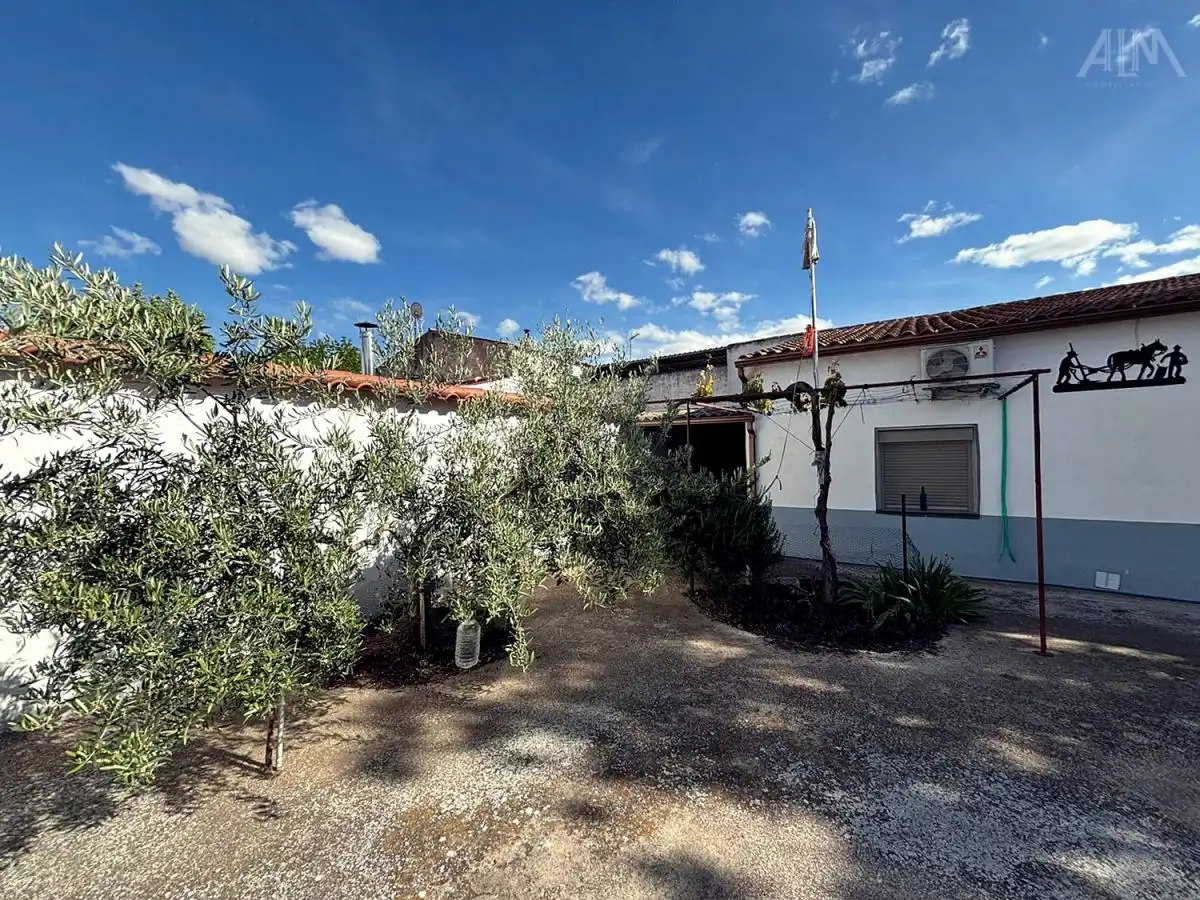 Exterior view of Houses for sale in Llanos del Caudillo  with Heating and Storage room