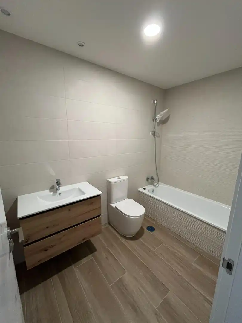 Wohnung mit Pool zum Verkauf in Calle Pintor Diego Jiménez, imagen 18
