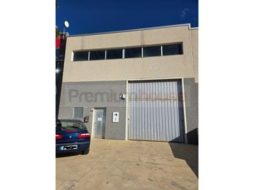 Nave industrial in vendita a Calle Gil Vernet (Hospitalet)