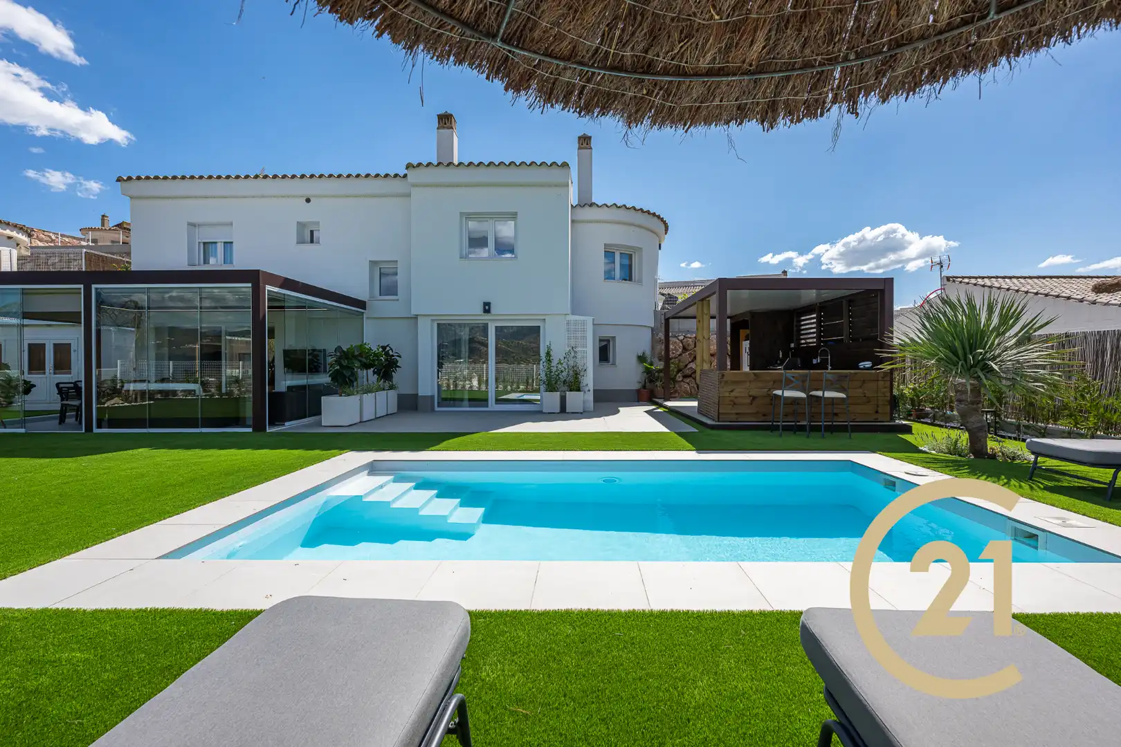 Piscina de Casa o xalet en venda en Viñuela amb Jardí privat, Terrassa i Traster