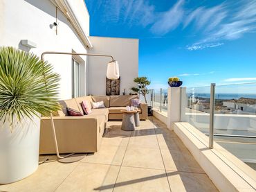 Dúplex amb piscina en venda a Río Real - Los Monteros