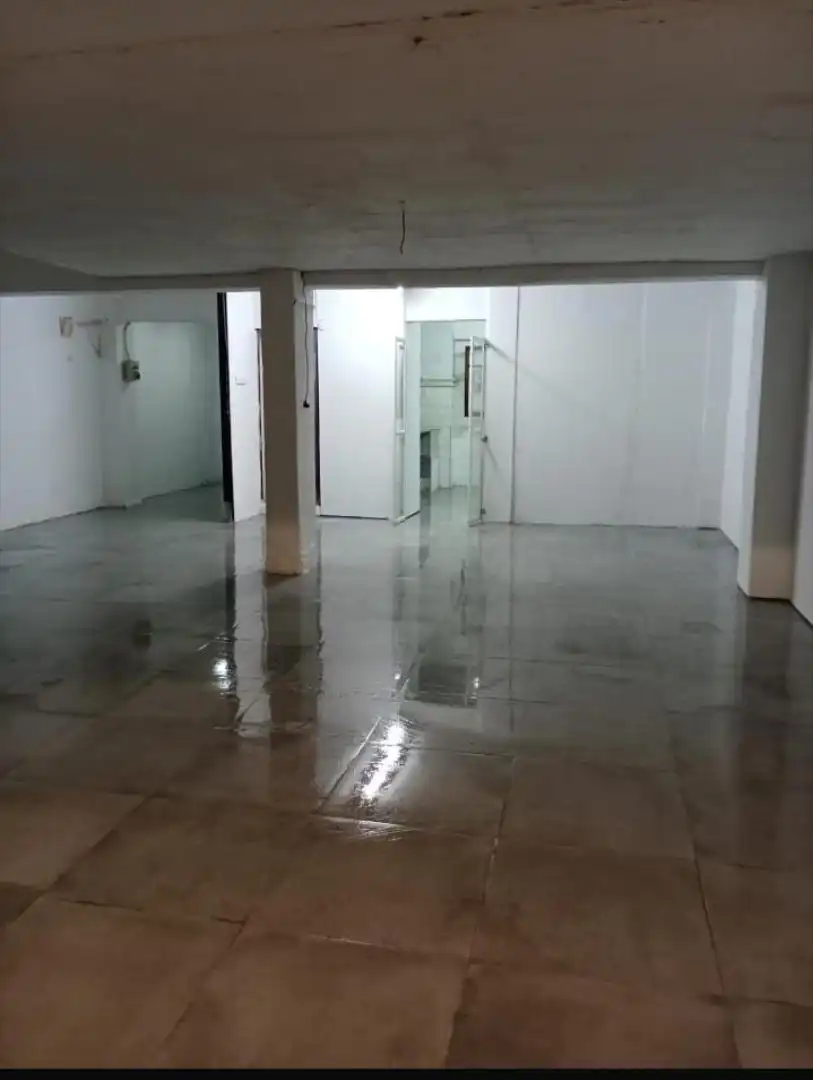 Local comercial de lloguer a Casc Urbà, imagen 4