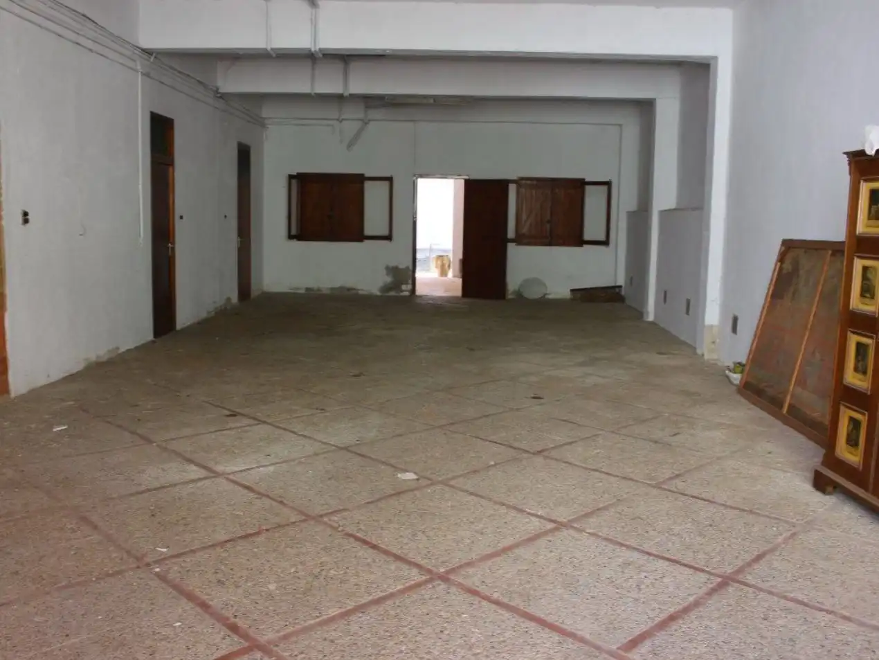 Local comercial en venda a Calle Clara Campoamor 9, imagen 2