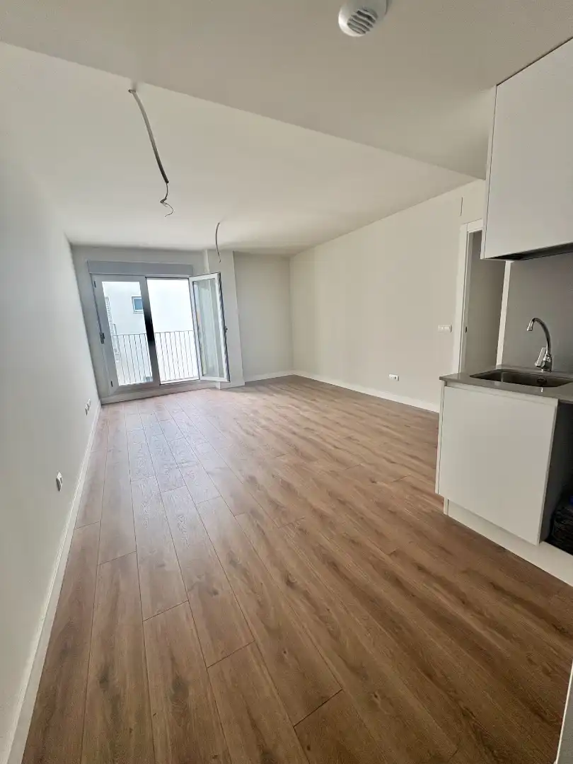 Sala d'estar de Pis en venda en Las Palmas de Gran Canaria amb Traster, Balcó i Piscina comunitària