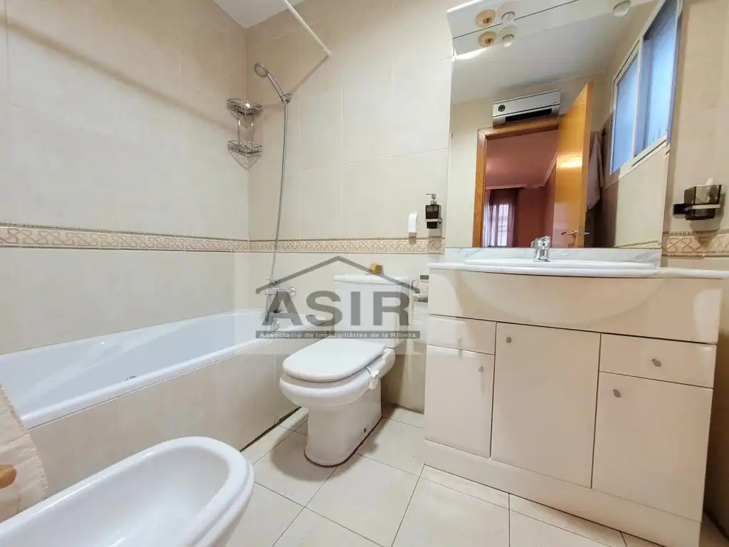 Casa o chalet en venta en Alquenència - Venècia