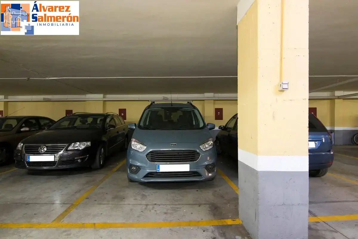 Parking of Flat for sale in Zaidín