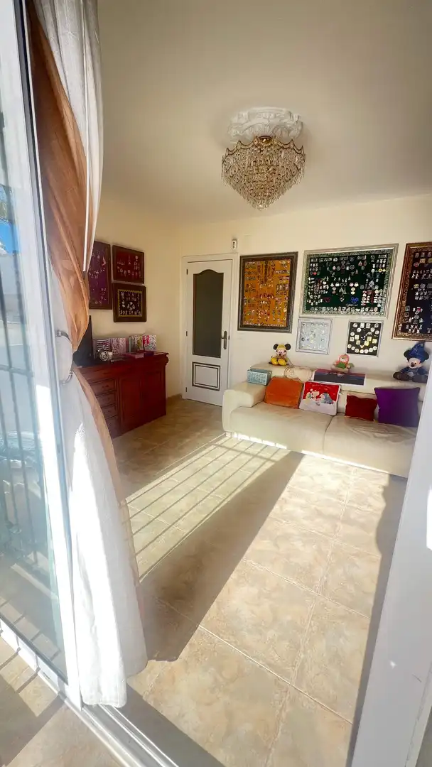 Sala de estar de Casa o chalet en venta en La Nucia con Aire acondicionado, Jardín privado y Terraza