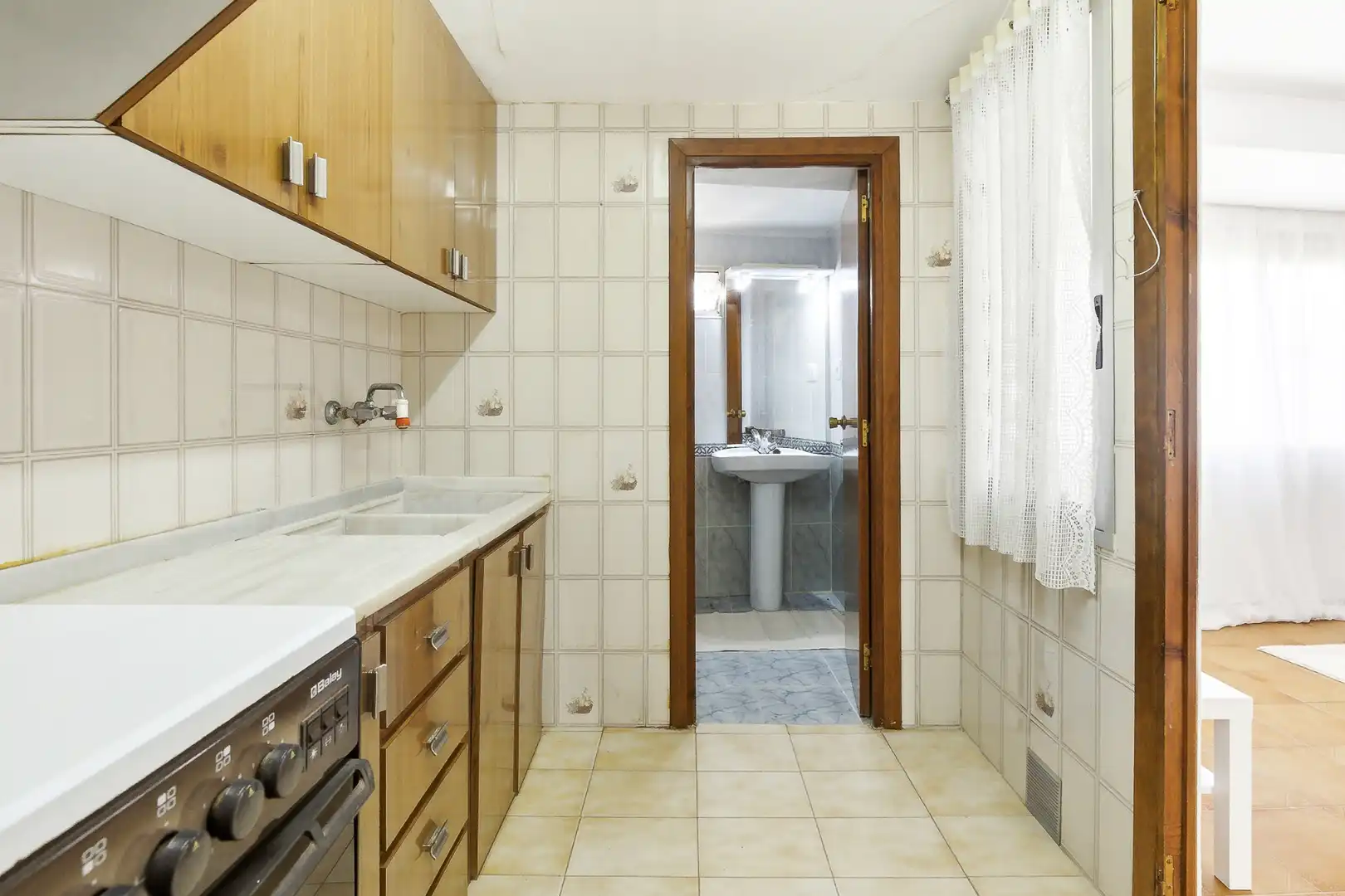 Cocina de Casa adosada en venta en Navajas con Aire acondicionado, Calefacción y Jardín privado