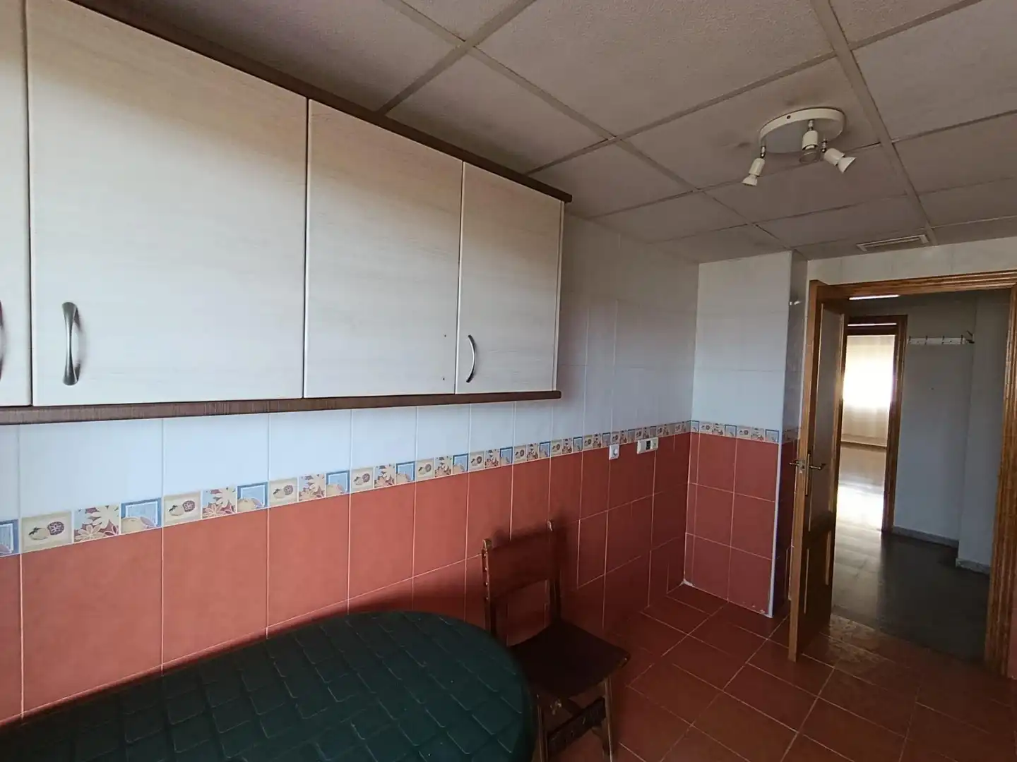 Cuina de Pis en venda en Alicante / Alacant amb Aire condicionat, Jardí privat i Balcó