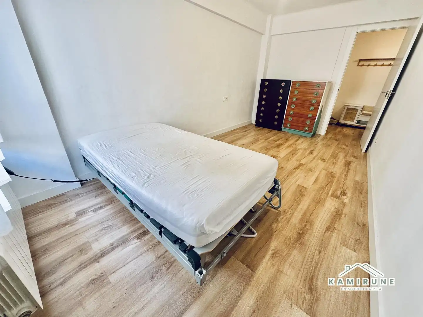 Habitación de Piso en venta en Bilbao  con Calefacción, Terraza y Trastero