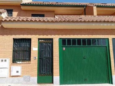Terraced house for sale in LIBERIO GONZALEZ