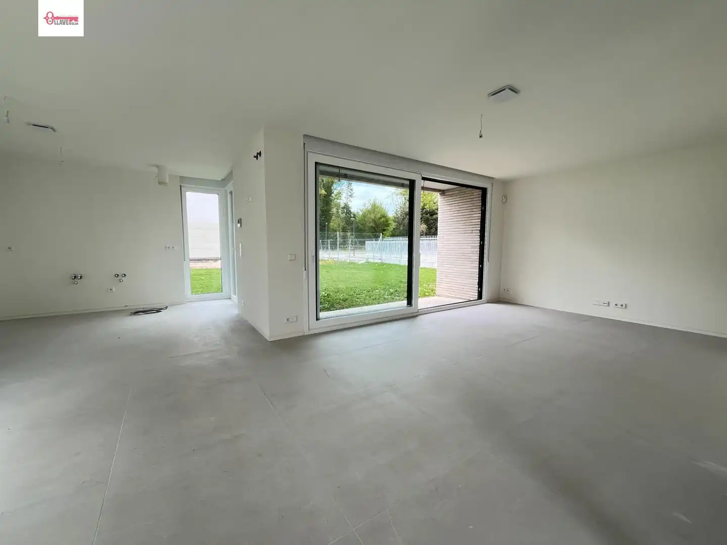 Sala d'estar de Casa o xalet en venda en Burgos amb Calefacció, Jardí privat i Terrassa