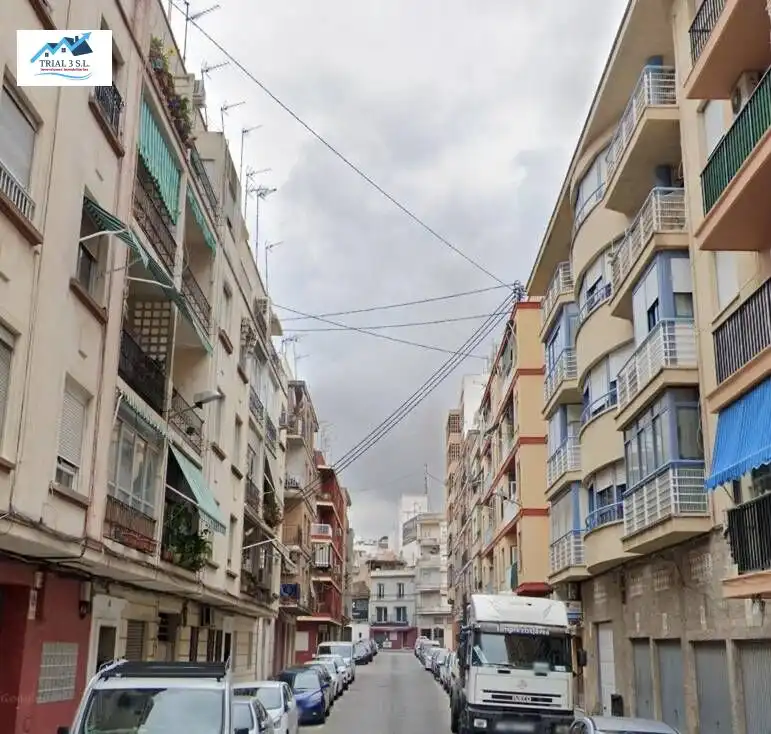 Vista exterior de Piso en venta en Oliva