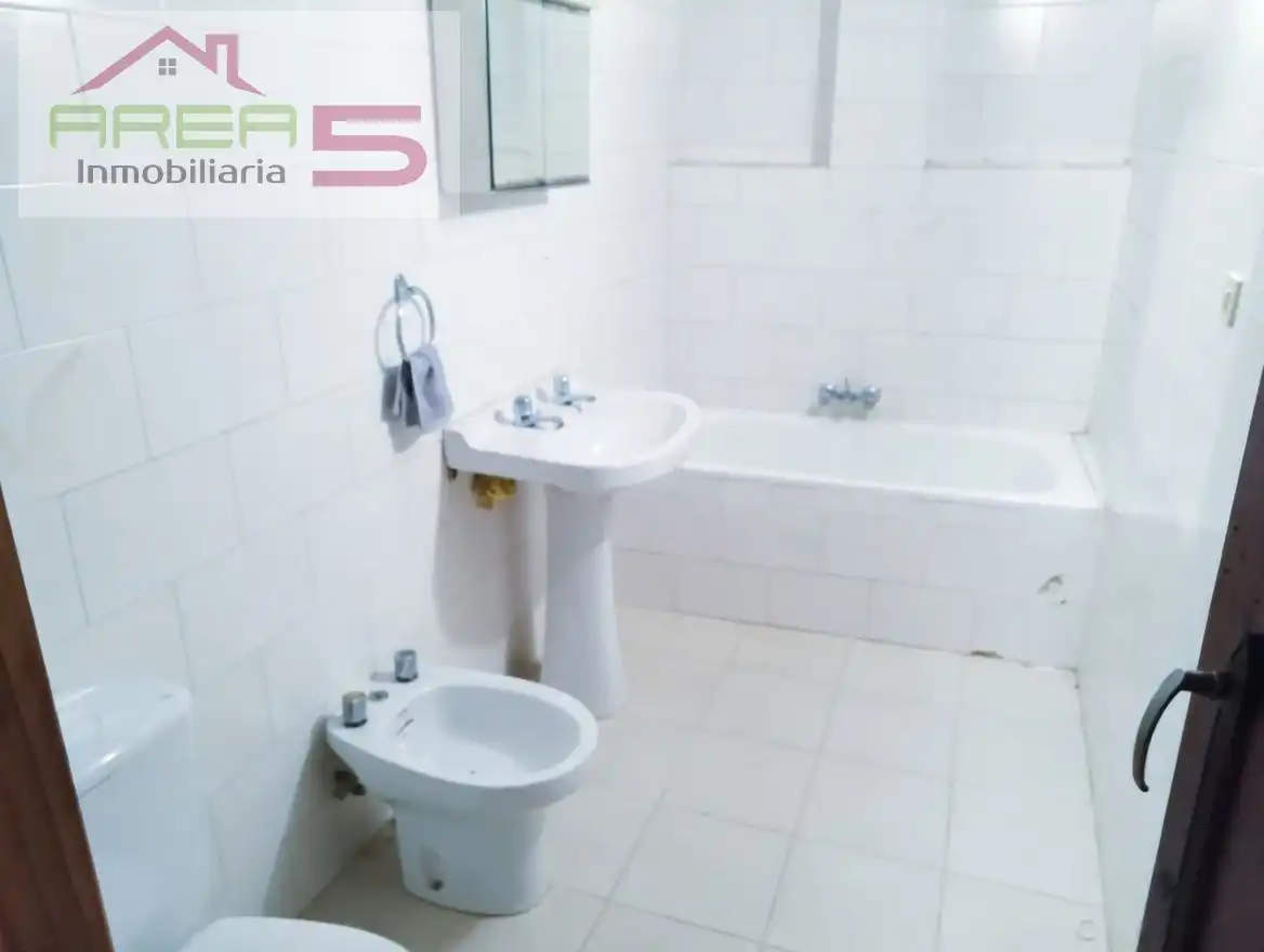 Bathroom of Houses for sale in Serradilla  with Balcony