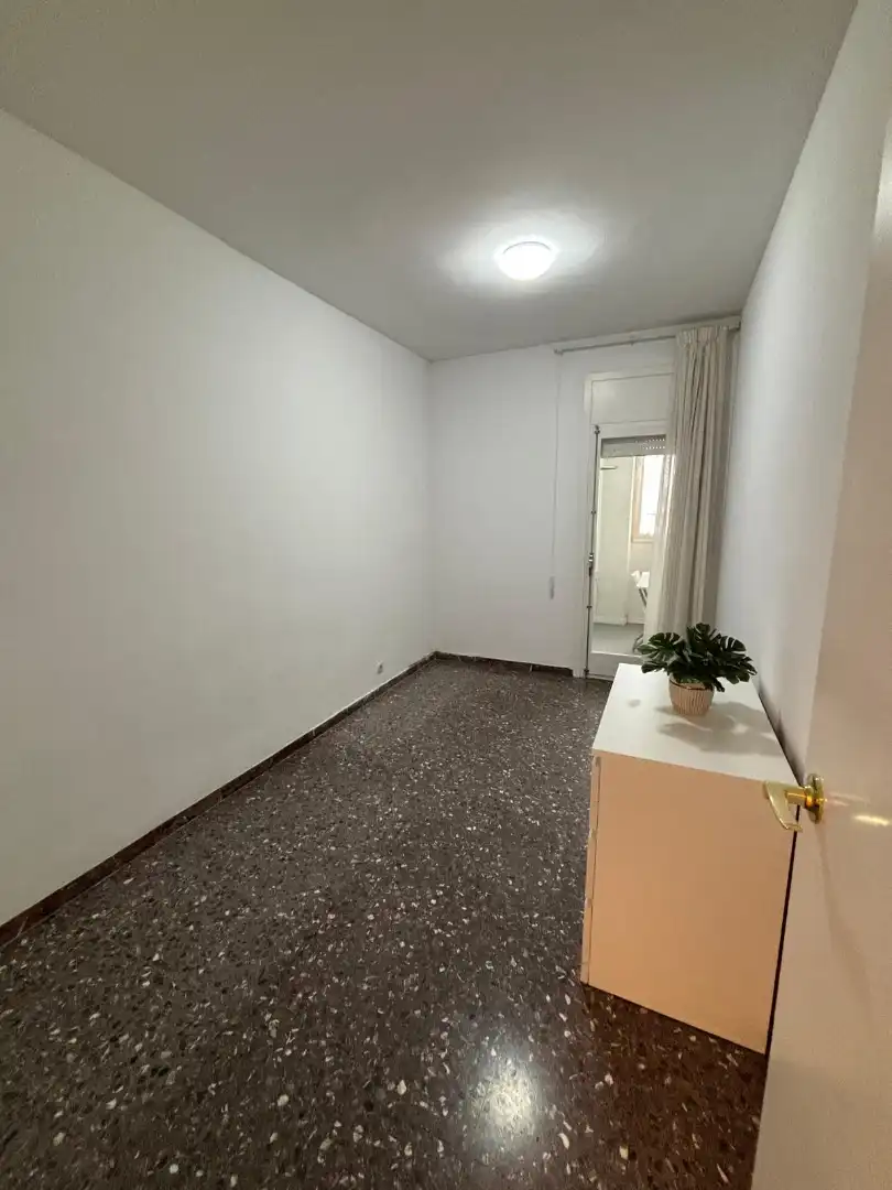 Appartamento con terrazza in affitto a Carrer del Mestre Antoni Nicolau, imagen 15
