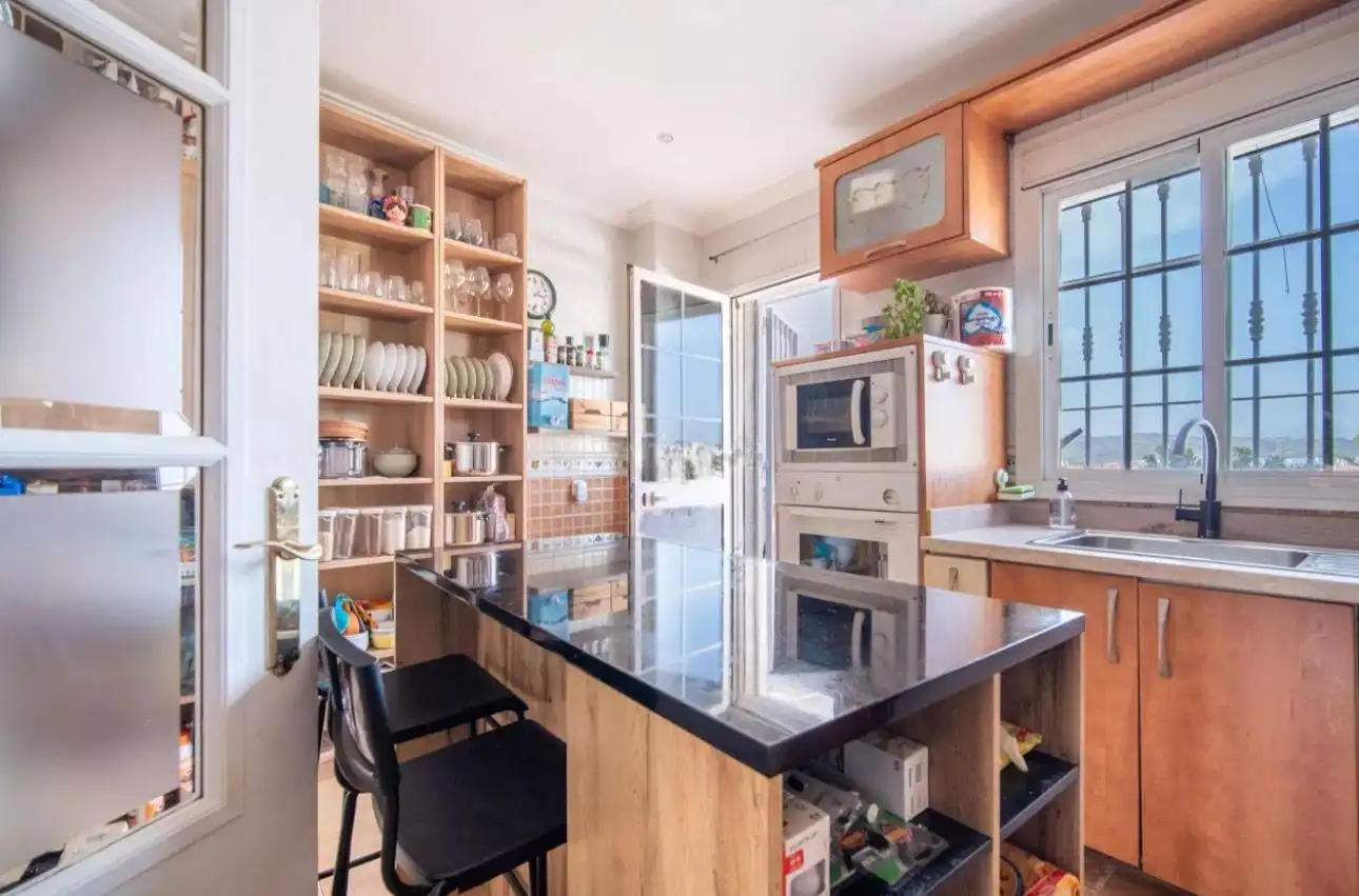 Casa bifamiliare con piscina in vendita a Puerto de la Torre - Atabal, imagen 3