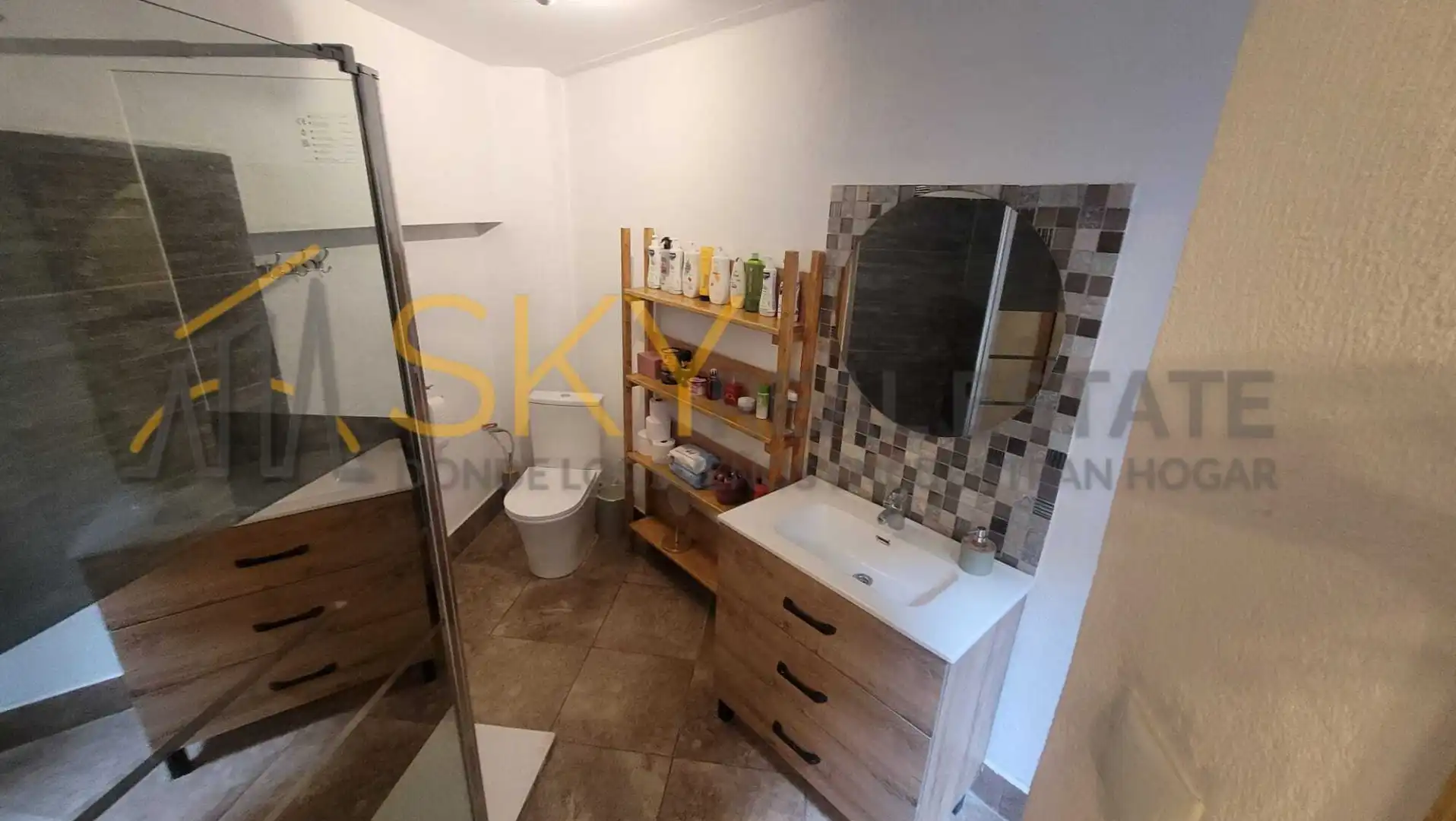 Baño de Casa adosada en venta en Buñol con Terraza, Trastero y Amueblado