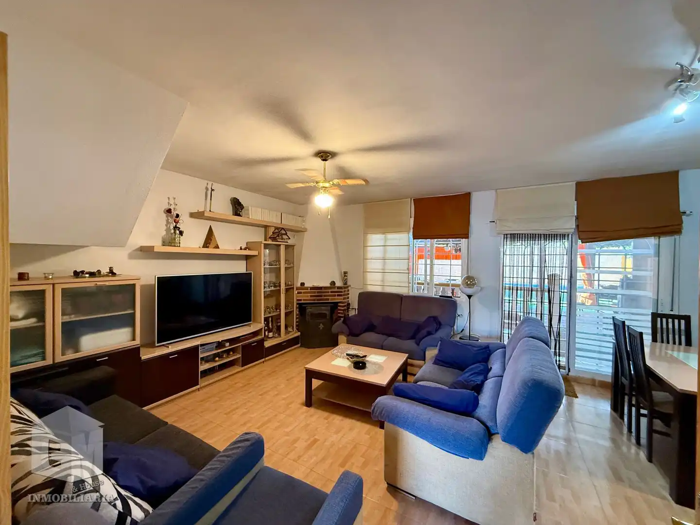Sala de estar de Casa o chalet en venta en Otero con Calefacción, Jardín privado y Terraza