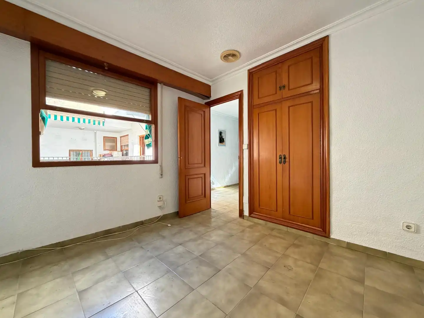 Flat for sale in Guardamar del Segura  with Terrace, Storage room and Furnished