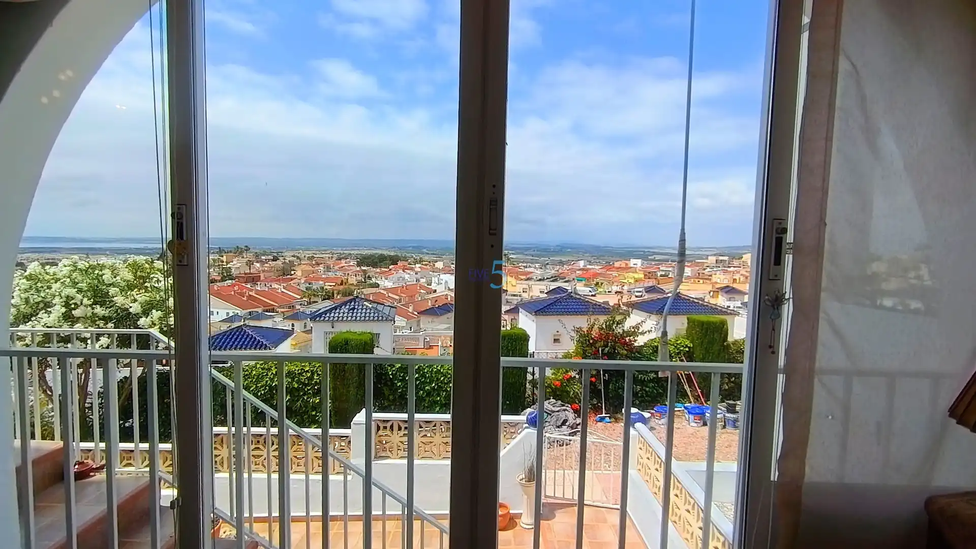 Vista exterior de Pis en venda en Rojales amb Aire condicionat, Calefacció i Terrassa